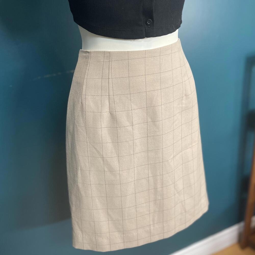 Vintage 1980s/90s Studio J Canada Plaid Mini Skirt size M
